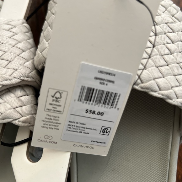 Calia by Carrie Underwood  Gray Beige Slide Sandals - Picture 2 of 3